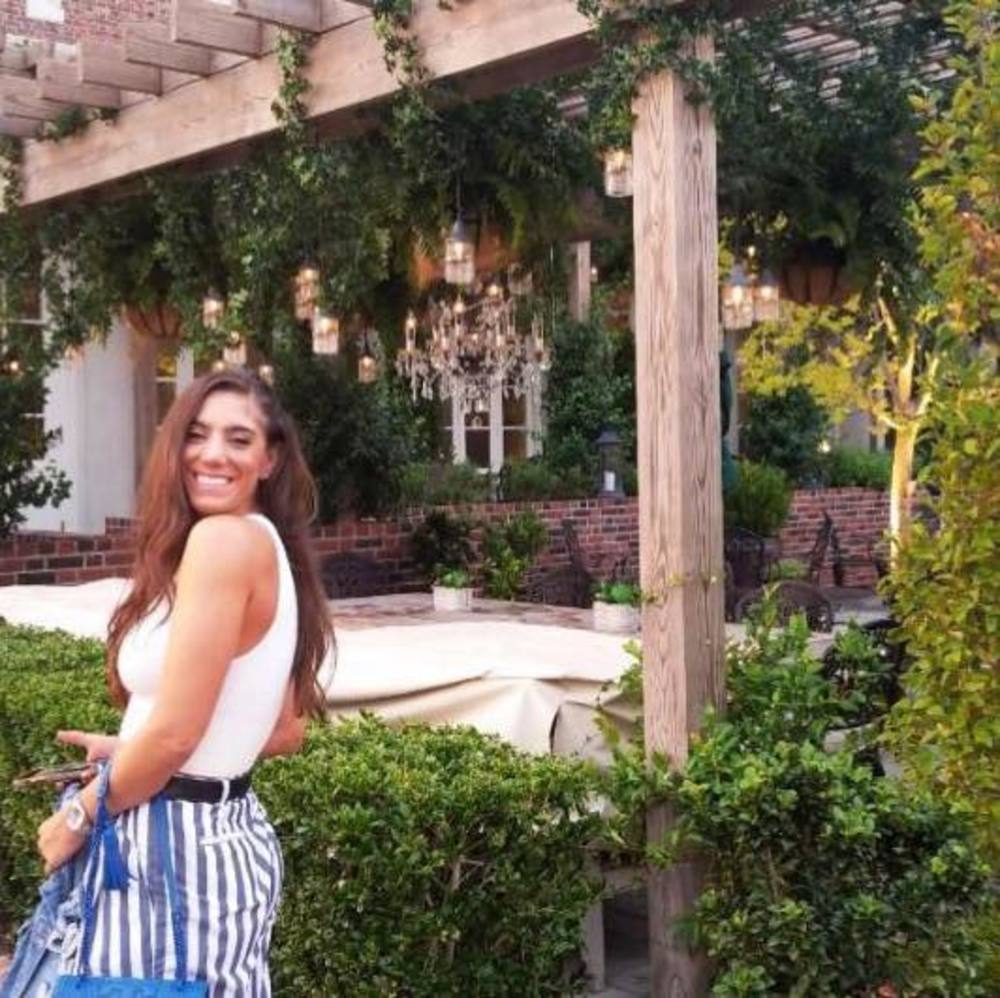 Meet your Posher, Jenn